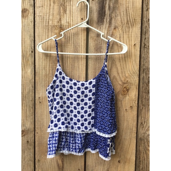 Top - Picture 2 of 2